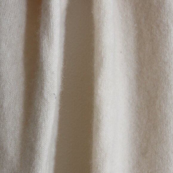 Quince 100% Mongolian Cashmere Crewneck Sweater Ivory Long Sleeve Size Small - Picture 5 of 13